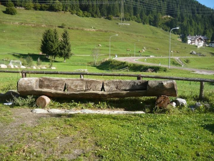 Chalet Rustico Bertolini Per Gruppi! Villa Vermiglio Bagian luar foto