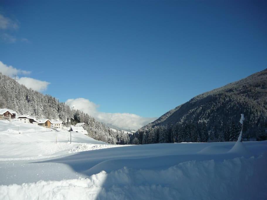 Chalet Rustico Bertolini Per Gruppi! Villa Vermiglio Bagian luar foto