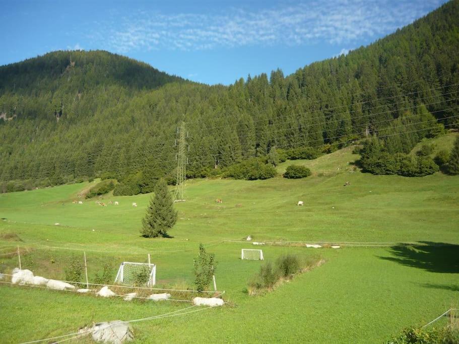 Chalet Rustico Bertolini Per Gruppi! Villa Vermiglio Bagian luar foto
